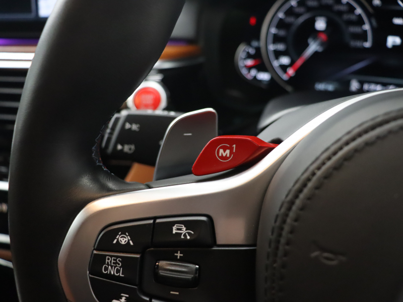 BMW Mシリーズ M5　有償色 茶革 ﾌﾙﾚｻﾞｰﾒﾘﾉｲﾝﾃﾘｱ ﾍﾞﾝﾁﾚｰﾀｰ ｱﾙｶﾝﾀﾗﾙｰﾌ 純正ﾅﾋﾞ TV Bowers&wilkinsﾀﾞｲﾔﾓﾝﾄﾞｻｳﾝﾄﾞ 360ｶﾒﾗ HUD ｿﾌﾄｸﾛｰｽﾞﾄﾞｱ 自動Rｹﾞｰﾄ&ﾊﾝｽﾞﾌﾘｰA ｱﾀﾞﾌﾟﾃｨﾌﾞMﾃﾞｨﾌｧﾚﾝｼｬﾙ Mｴｱﾛ&20ｲﾝﾁAW(706M)　2年保証