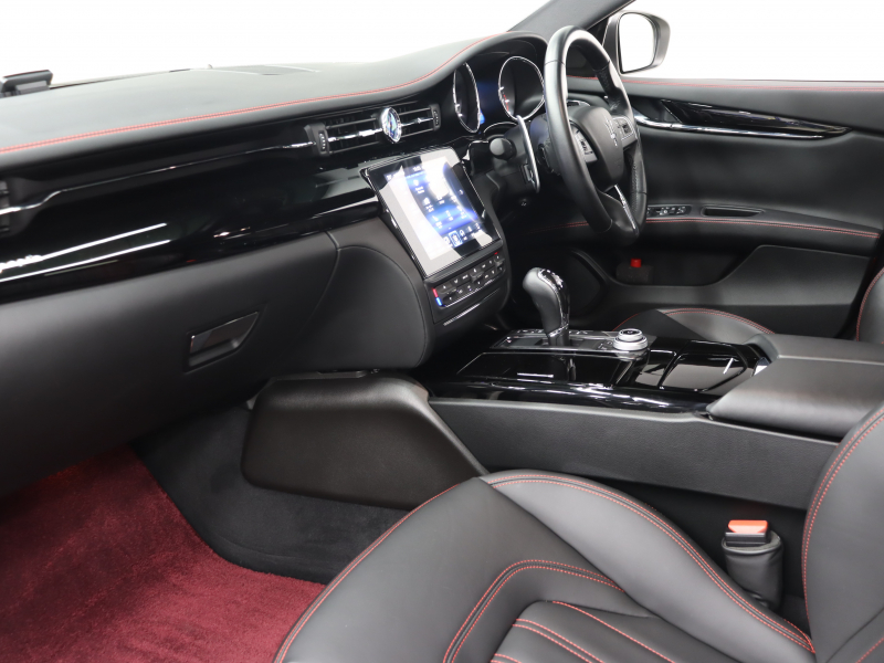 マセラティ クアトロポルテ ﾍﾞｰｽｸﾞﾚｰﾄﾞ ﾄﾞﾗｲﾊﾞｰｽﾞｱｼｽﾀﾝｽPKG　中期 黒革ｽﾎﾟｰﾂｼｰﾄ ﾍﾞﾝﾁﾚｰﾀｰ ﾋｰﾀｰ ｻﾝﾙｰﾌ ﾅﾋﾞTV 360ｶﾒﾗ harman/kardon ACC ﾄﾗｲﾃﾞﾝﾄｽﾃｯﾁ 自動Rｹﾞｰﾄ&ﾊﾝｽﾞﾌﾘｰA ｽｶｲﾌｯｸｻｽﾍﾟﾝｼｮﾝ ﾚｯﾄﾞｷｬﾘﾊﾟｰ 純正21ｲﾝﾁAW(ｳﾗｰﾉ) 　2年保証