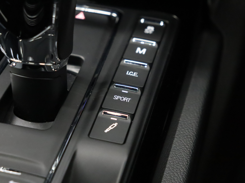 マセラティ クアトロポルテ ﾍﾞｰｽｸﾞﾚｰﾄﾞ ﾄﾞﾗｲﾊﾞｰｽﾞｱｼｽﾀﾝｽPKG　中期 黒革ｽﾎﾟｰﾂｼｰﾄ ﾍﾞﾝﾁﾚｰﾀｰ ﾋｰﾀｰ ｻﾝﾙｰﾌ ﾅﾋﾞTV 360ｶﾒﾗ harman/kardon ACC ﾄﾗｲﾃﾞﾝﾄｽﾃｯﾁ 自動Rｹﾞｰﾄ&ﾊﾝｽﾞﾌﾘｰA ｽｶｲﾌｯｸｻｽﾍﾟﾝｼｮﾝ ﾚｯﾄﾞｷｬﾘﾊﾟｰ 純正21ｲﾝﾁAW(ｳﾗｰﾉ) 　2年保証