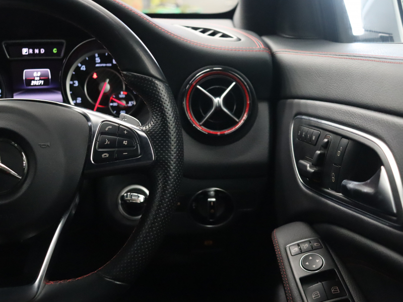 AMG CLAクラス CLA45 4MATIC ﾚｰﾀﾞｰSP　黒革 ｼｰﾄﾋｰﾀｰ 純正HDDﾅﾋﾞTV Bluetooth Carplay Bｶﾒﾗ LEDﾗｲﾄ ﾌﾟｯｼｭｽﾀｰﾄ AMGｻｽﾍﾟﾝｼｮﾝ AMG強化ﾌﾞﾚｰｷ AMGｴｱﾛ&AMG18ｲﾝﾁAW　2年保証付