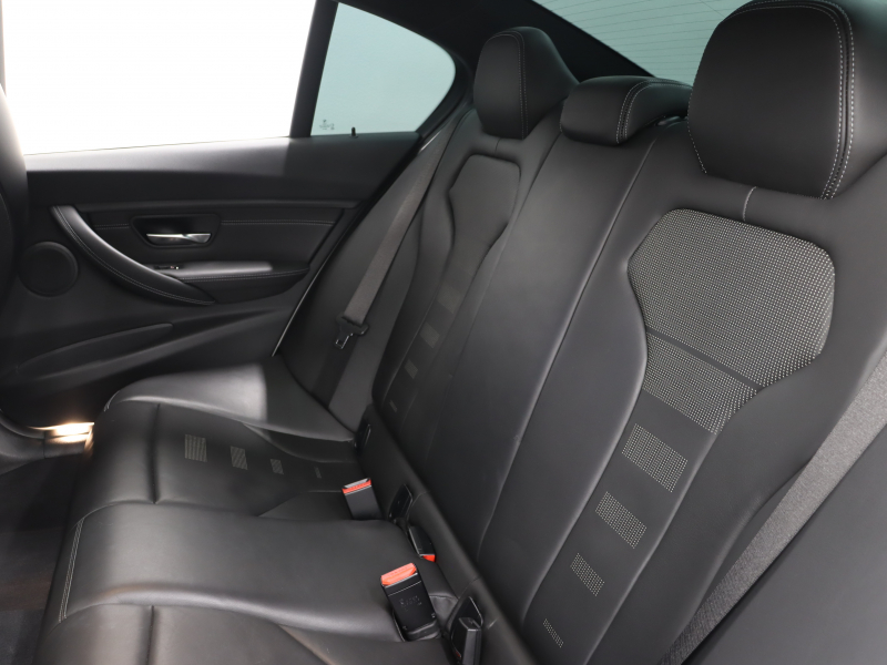 BMW Mシリーズ M3 MDCT　Mｻｽﾍﾟﾝｼｮﾝ ｺﾝﾌｫｰﾄA ｲﾝﾃﾘｼﾞｪﾝﾄS 黒革 ﾅﾋﾞTV Bluetooth Bｶﾒﾗ HUD LEDﾍｯﾄﾞﾗｲﾄ ｶｰﾎﾞﾝﾙｰﾌ ｶｰﾎﾞﾝｲﾝﾃﾘｱ Mｽﾎﾟｰﾂｽﾃｱﾘﾝｸﾞ Mｽﾎﾟｰﾂｴｷｿﾞｰｽﾄｼｽﾃﾑ Mﾌﾞﾙｰｷｬﾘﾊﾟｰ Mｴｱﾛ&19AW(ｽﾀｲﾘﾝｸﾞ437M)　2年保証付