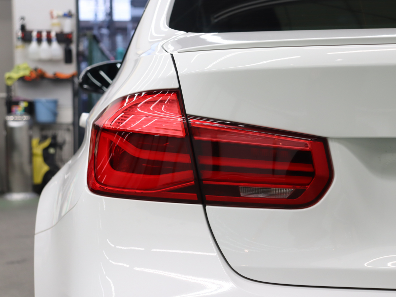 BMW Mシリーズ M3 MDCT　Mｻｽﾍﾟﾝｼｮﾝ ｺﾝﾌｫｰﾄA ｲﾝﾃﾘｼﾞｪﾝﾄS 黒革 ﾅﾋﾞTV Bluetooth Bｶﾒﾗ HUD LEDﾍｯﾄﾞﾗｲﾄ ｶｰﾎﾞﾝﾙｰﾌ ｶｰﾎﾞﾝｲﾝﾃﾘｱ Mｽﾎﾟｰﾂｽﾃｱﾘﾝｸﾞ Mｽﾎﾟｰﾂｴｷｿﾞｰｽﾄｼｽﾃﾑ Mﾌﾞﾙｰｷｬﾘﾊﾟｰ Mｴｱﾛ&19AW(ｽﾀｲﾘﾝｸﾞ437M)　2年保証付