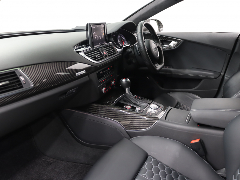 アウディ RS7 ｽﾎﾟｰﾂﾊﾞｯｸ ﾌﾞﾗｯｸｽﾀｲﾘﾝｸﾞPKG　後期ﾓﾃﾞﾙ  黒革 ｽﾎﾟｰﾂｼｰﾄ ｻﾝﾙｰﾌ ｱﾙｶﾝﾀﾗﾙｰﾌ MMIﾅﾋﾞ TV BOSEｻｳﾝﾄﾞ Bｶﾒﾗ Carplay ﾏﾄﾘｸｽLEDﾍｯﾄﾞﾗｲﾄ ｶｰﾎﾞﾝｲﾝﾃﾘｱ&ﾐﾗｰ ﾚｯﾄﾞｷｬﾘﾊﾟｰ RSｽﾎﾟｰﾂｴｷｿﾞｰｽﾄ 純正21ｲﾝﾁAW　2年保証