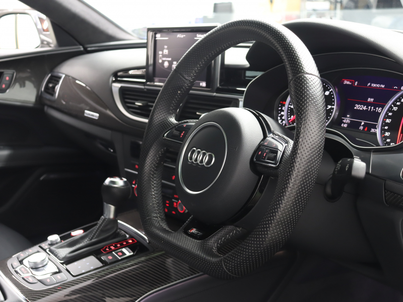 アウディ RS7 ｽﾎﾟｰﾂﾊﾞｯｸ ﾌﾞﾗｯｸｽﾀｲﾘﾝｸﾞPKG　後期ﾓﾃﾞﾙ  黒革 ｽﾎﾟｰﾂｼｰﾄ ｻﾝﾙｰﾌ ｱﾙｶﾝﾀﾗﾙｰﾌ MMIﾅﾋﾞ TV BOSEｻｳﾝﾄﾞ Bｶﾒﾗ Carplay ﾏﾄﾘｸｽLEDﾍｯﾄﾞﾗｲﾄ ｶｰﾎﾞﾝｲﾝﾃﾘｱ&ﾐﾗｰ ﾚｯﾄﾞｷｬﾘﾊﾟｰ RSｽﾎﾟｰﾂｴｷｿﾞｰｽﾄ 純正21ｲﾝﾁAW　2年保証