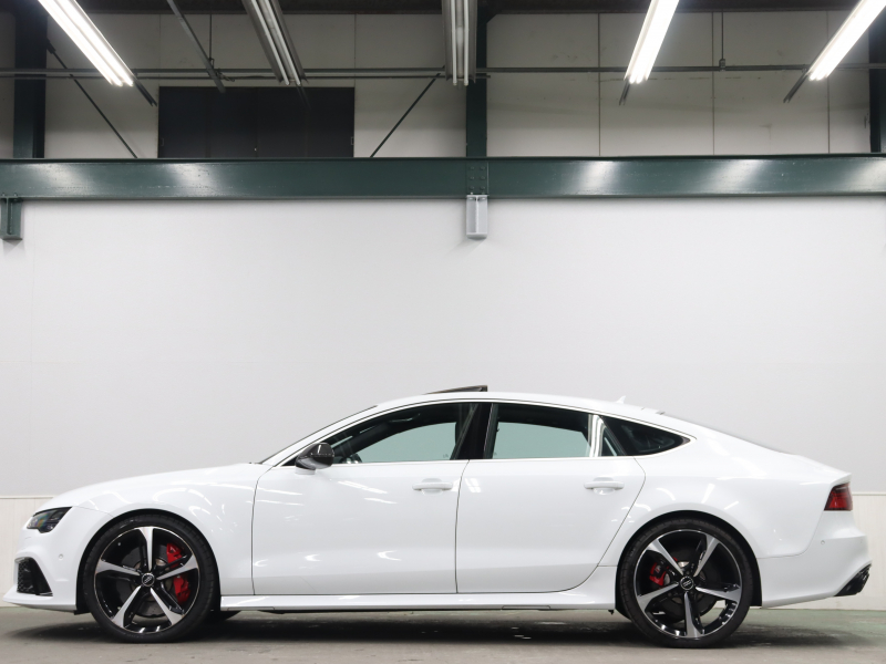 アウディ RS7 ｽﾎﾟｰﾂﾊﾞｯｸ ﾌﾞﾗｯｸｽﾀｲﾘﾝｸﾞPKG　後期ﾓﾃﾞﾙ  黒革 ｽﾎﾟｰﾂｼｰﾄ ｻﾝﾙｰﾌ ｱﾙｶﾝﾀﾗﾙｰﾌ MMIﾅﾋﾞ TV BOSEｻｳﾝﾄﾞ Bｶﾒﾗ Carplay ﾏﾄﾘｸｽLEDﾍｯﾄﾞﾗｲﾄ ｶｰﾎﾞﾝｲﾝﾃﾘｱ&ﾐﾗｰ ﾚｯﾄﾞｷｬﾘﾊﾟｰ RSｽﾎﾟｰﾂｴｷｿﾞｰｽﾄ 純正21ｲﾝﾁAW　2年保証