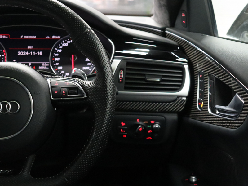 アウディ RS7 ｽﾎﾟｰﾂﾊﾞｯｸ ﾌﾞﾗｯｸｽﾀｲﾘﾝｸﾞPKG　後期ﾓﾃﾞﾙ  黒革 ｽﾎﾟｰﾂｼｰﾄ ｻﾝﾙｰﾌ ｱﾙｶﾝﾀﾗﾙｰﾌ MMIﾅﾋﾞ TV BOSEｻｳﾝﾄﾞ Bｶﾒﾗ Carplay ﾏﾄﾘｸｽLEDﾍｯﾄﾞﾗｲﾄ ｶｰﾎﾞﾝｲﾝﾃﾘｱ&ﾐﾗｰ ﾚｯﾄﾞｷｬﾘﾊﾟｰ RSｽﾎﾟｰﾂｴｷｿﾞｰｽﾄ 純正21ｲﾝﾁAW　2年保証