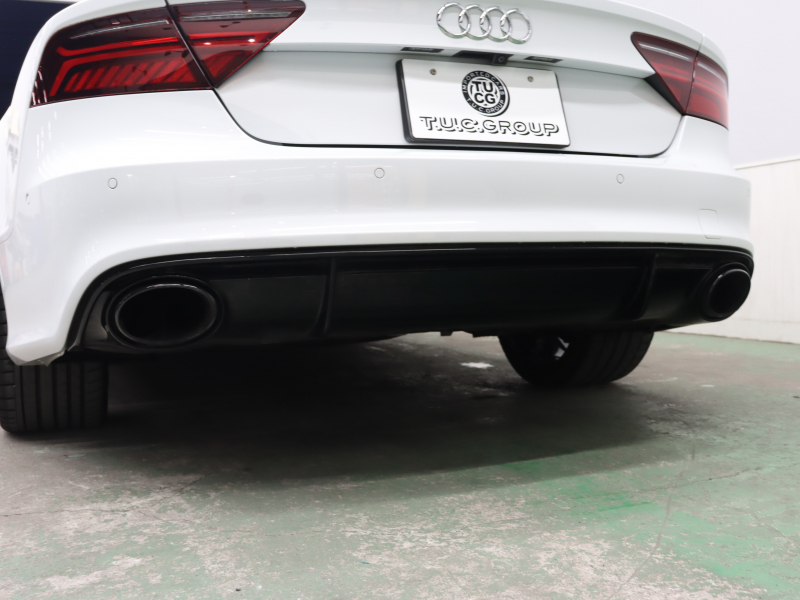 アウディ RS7 ｽﾎﾟｰﾂﾊﾞｯｸ ﾌﾞﾗｯｸｽﾀｲﾘﾝｸﾞPKG　後期ﾓﾃﾞﾙ  黒革 ｽﾎﾟｰﾂｼｰﾄ ｻﾝﾙｰﾌ ｱﾙｶﾝﾀﾗﾙｰﾌ MMIﾅﾋﾞ TV BOSEｻｳﾝﾄﾞ Bｶﾒﾗ Carplay ﾏﾄﾘｸｽLEDﾍｯﾄﾞﾗｲﾄ ｶｰﾎﾞﾝｲﾝﾃﾘｱ&ﾐﾗｰ ﾚｯﾄﾞｷｬﾘﾊﾟｰ RSｽﾎﾟｰﾂｴｷｿﾞｰｽﾄ 純正21ｲﾝﾁAW　2年保証