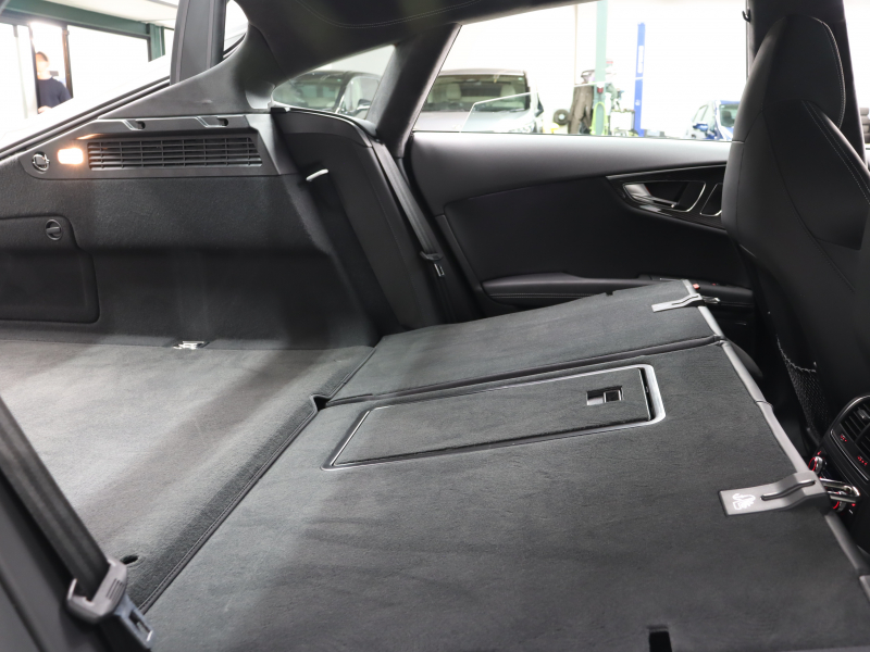 アウディ RS7 ｽﾎﾟｰﾂﾊﾞｯｸ ﾌﾞﾗｯｸｽﾀｲﾘﾝｸﾞPKG　後期ﾓﾃﾞﾙ  黒革 ｽﾎﾟｰﾂｼｰﾄ ｻﾝﾙｰﾌ ｱﾙｶﾝﾀﾗﾙｰﾌ MMIﾅﾋﾞ TV BOSEｻｳﾝﾄﾞ Bｶﾒﾗ Carplay ﾏﾄﾘｸｽLEDﾍｯﾄﾞﾗｲﾄ ｶｰﾎﾞﾝｲﾝﾃﾘｱ&ﾐﾗｰ ﾚｯﾄﾞｷｬﾘﾊﾟｰ RSｽﾎﾟｰﾂｴｷｿﾞｰｽﾄ 純正21ｲﾝﾁAW　2年保証