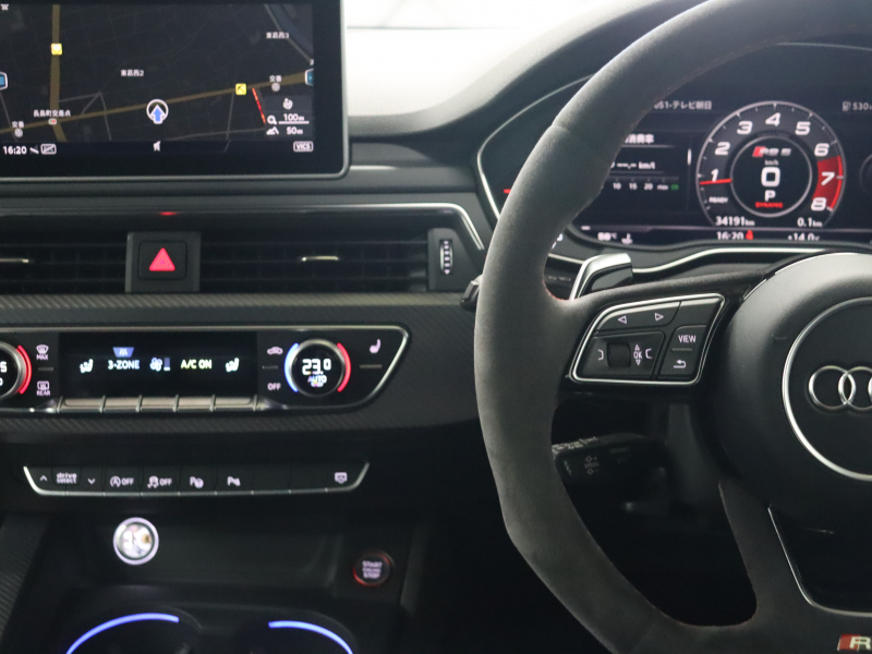 アウディ RS5 ｸｰﾍﾟ ﾍﾞｰｽｸﾞﾚｰﾄﾞ RSﾃﾞｻﾞｲﾝ&ｶｰﾎﾞﾝｽﾀｲﾘﾝｸﾞ&ｱｼｽﾀﾝｽPKG　黒革(Sｽﾎﾟｰﾂｼｰﾄ) 純正MMIﾅﾋﾞ 360ｶﾒﾗ Bang&Olufsen ACC HUD ﾏﾄﾘｸｽLED ｾﾗﾐｯｸﾌﾞﾚｰｷ(F) DRC付ｽﾎﾟｰﾂｻｽﾍﾟﾝｼｮﾝRSｽﾎﾟｰﾂｴｸﾞｿﾞｰｽﾄ 純正20ｲﾝﾁAW　2年保証付