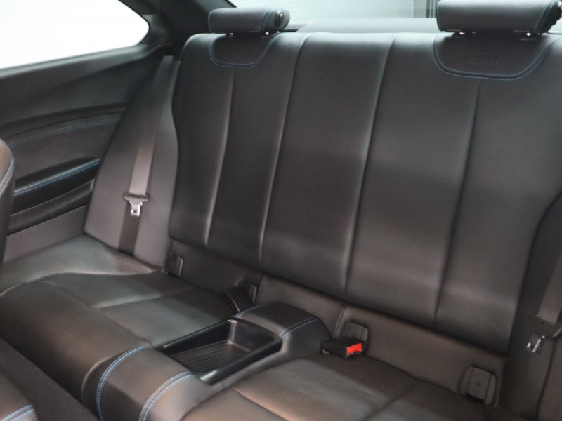 BMW Mシリーズ M2 ﾍﾞｰｽｸﾞﾚｰﾄﾞ　後期LCI ｺﾝﾌｫｰﾄA ｲﾝﾃﾘｼﾞｪﾝﾄS 黒革 純正Idriveﾅﾋﾞ Bｶﾒﾗ LEDﾍｯﾄﾞﾗｲﾄ ｶｰﾎﾞﾝｲﾝﾃﾘｱ ﾃﾞｭｱﾙｴｷｿﾞｰｽﾄﾃｰﾙﾊﾟｲﾌﾟ Mｽﾎﾟｰﾂｽﾃｱﾘﾝｸﾞ Mﾌﾞﾚｰｷｷｬﾘﾊﾟｰ Mｴｱﾛ&19ｲﾝﾁAW　2年保証付