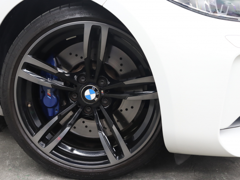 BMW Mシリーズ M2 ﾍﾞｰｽｸﾞﾚｰﾄﾞ　後期LCI ｺﾝﾌｫｰﾄA ｲﾝﾃﾘｼﾞｪﾝﾄS 黒革 純正Idriveﾅﾋﾞ Bｶﾒﾗ LEDﾍｯﾄﾞﾗｲﾄ ｶｰﾎﾞﾝｲﾝﾃﾘｱ ﾃﾞｭｱﾙｴｷｿﾞｰｽﾄﾃｰﾙﾊﾟｲﾌﾟ Mｽﾎﾟｰﾂｽﾃｱﾘﾝｸﾞ Mﾌﾞﾚｰｷｷｬﾘﾊﾟｰ Mｴｱﾛ&19ｲﾝﾁAW　2年保証付