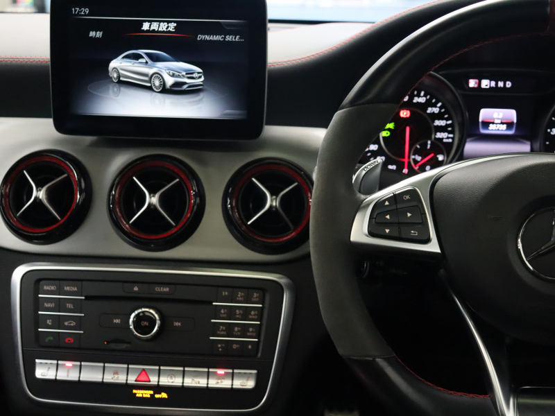 AMG CLAクラス CLA45 4MATIC AMGｱﾄﾞﾊﾞﾝｽﾄﾞ＆ ﾚｰﾀﾞｰSP　黒革 ｼｰﾄﾋｰﾀｰ 純正HDDﾅﾋﾞTV harman/kardon Bluetooth Carplay Bｶﾒﾗ LEDﾍｯﾄﾞﾗｲﾄ AMGｻｽﾍﾟﾝｼｮﾝ AMG強化ﾌﾞﾚｰｷ AMGﾊﾟﾌｫﾏﾝｽｽﾃｱﾘﾝｸﾞ AMGｴｱﾛ&AMG18AW　2年保証付