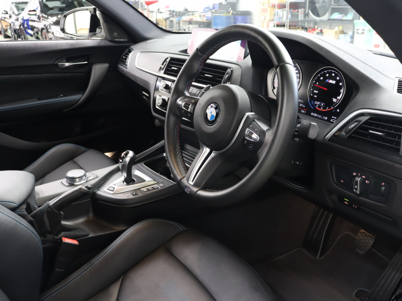 BMW Mシリーズ M2 ｺﾝﾍﾟﾃｨｼｮﾝ　1ｵﾅ 後期LCI ｺﾝﾌｫｰﾄA ｲﾝﾃﾘｼﾞｪﾝﾄS 黒革 純正Idriveﾅﾋﾞ harman/kardonｻｳﾝﾄﾞ Bｶﾒﾗ LEDﾍｯﾄﾞﾗｲﾄ Mｽﾎﾟｰﾂﾚｻﾞｰｽﾃｱﾘﾝｸﾞ Mｽﾎﾟｰﾂｴｷｿﾞｰｽﾄ Mﾌﾞﾚｰｷｷｬﾘﾊﾟｰ Mｴｱﾛ&19ｲﾝﾁAW　2年保証付