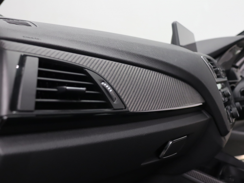 BMW Mシリーズ M2 ﾍﾞｰｽｸﾞﾚｰﾄﾞ 6速MT　ｺﾝﾌｫｰﾄA ｲﾝﾃﾘｼﾞｪﾝﾄS 黒革 純正Idriveﾅﾋﾞ harman/kardon Bｶﾒﾗ LEDﾍｯﾄﾞﾗｲﾄ ｶｰﾎﾞﾝｲﾝﾃﾘｱ ﾃﾞｭｱﾙｴｷｿﾞｰｽﾄﾃｰﾙﾊﾟｲﾌﾟ Mｽﾎﾟｰﾂｽﾃｱﾘﾝｸﾞ Mﾌﾞﾚｰｷｷｬﾘﾊﾟｰ Mｴｱﾛ&19ｲﾝﾁAW　2年保証付