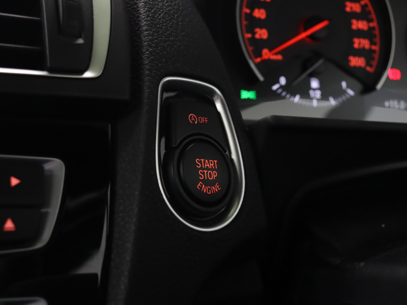 BMW Mシリーズ M2 ﾍﾞｰｽｸﾞﾚｰﾄﾞ 6速MT　ｺﾝﾌｫｰﾄA ｲﾝﾃﾘｼﾞｪﾝﾄS 黒革 純正Idriveﾅﾋﾞ harman/kardon Bｶﾒﾗ LEDﾍｯﾄﾞﾗｲﾄ ｶｰﾎﾞﾝｲﾝﾃﾘｱ ﾃﾞｭｱﾙｴｷｿﾞｰｽﾄﾃｰﾙﾊﾟｲﾌﾟ Mｽﾎﾟｰﾂｽﾃｱﾘﾝｸﾞ Mﾌﾞﾚｰｷｷｬﾘﾊﾟｰ Mｴｱﾛ&19ｲﾝﾁAW　2年保証付