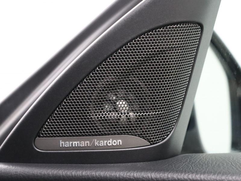 BMW Mシリーズ M2 ﾍﾞｰｽｸﾞﾚｰﾄﾞ 6速MT　ｺﾝﾌｫｰﾄA ｲﾝﾃﾘｼﾞｪﾝﾄS 黒革 純正Idriveﾅﾋﾞ harman/kardon Bｶﾒﾗ LEDﾍｯﾄﾞﾗｲﾄ ｶｰﾎﾞﾝｲﾝﾃﾘｱ ﾃﾞｭｱﾙｴｷｿﾞｰｽﾄﾃｰﾙﾊﾟｲﾌﾟ Mｽﾎﾟｰﾂｽﾃｱﾘﾝｸﾞ Mﾌﾞﾚｰｷｷｬﾘﾊﾟｰ Mｴｱﾛ&19ｲﾝﾁAW　2年保証付