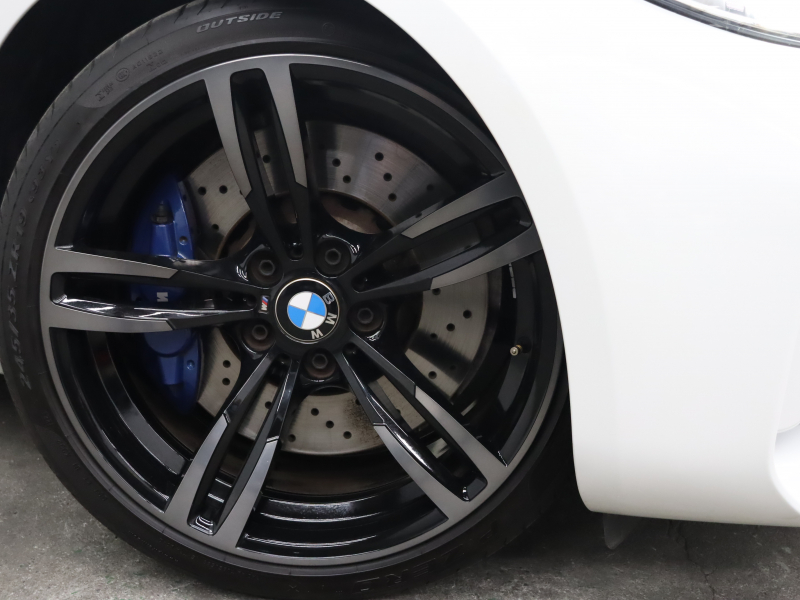 BMW Mシリーズ M2 ﾍﾞｰｽｸﾞﾚｰﾄﾞ 6速MT　ｺﾝﾌｫｰﾄA ｲﾝﾃﾘｼﾞｪﾝﾄS 黒革 純正Idriveﾅﾋﾞ harman/kardon Bｶﾒﾗ LEDﾍｯﾄﾞﾗｲﾄ ｶｰﾎﾞﾝｲﾝﾃﾘｱ ﾃﾞｭｱﾙｴｷｿﾞｰｽﾄﾃｰﾙﾊﾟｲﾌﾟ Mｽﾎﾟｰﾂｽﾃｱﾘﾝｸﾞ Mﾌﾞﾚｰｷｷｬﾘﾊﾟｰ Mｴｱﾛ&19ｲﾝﾁAW　2年保証付