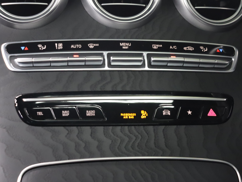 AMG GLC GLC43 4MATIC ﾚｻﾞｰｴｸｽｸﾙｰｼﾌﾞ&ﾚｰﾀﾞｰSP　黒革 ﾍﾞﾝﾁﾚｰﾀｰ ﾊﾟﾉﾗﾏSR MBUXﾅﾋﾞTV BTｵｰﾃﾞｨｵ 360ｶﾒﾗ LEDﾍｯﾄﾞﾗｲﾄ ﾍｯﾄﾞｱｯﾌﾟD ﾌﾞﾙﾒｽﾀｰS 自動Rｹﾞｰﾄ&ﾊﾝｽﾞﾌﾘｰA AMGｴｸﾞｿﾞｰｽﾄｼｽﾃﾑ AMG強化ﾌﾞﾚｰｷ AMGｴｱﾛ&20AW　2年保証付