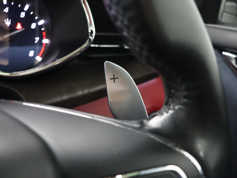 マセラティ クアトロポルテ ｸﾞﾗﾝﾙｯｿ ﾍﾞｰｽｸﾞﾚｰﾄﾞ　後期 ｺﾝﾋﾞ革 ﾍﾞﾝﾁﾚｰﾀｰ ﾋｰﾀｰ ｻﾝﾙｰﾌ ﾅﾋﾞTV ﾊﾞｯｸｶﾒﾗ harman/kardon ACC ﾄﾗｲﾃﾞﾝﾄｽﾃｯﾁ 自動Rｹﾞｰﾄ&ﾊﾝｽﾞﾌﾘｰA ｽｶｲﾌｯｸｻｽﾍﾟﾝｼｮﾝ ﾚｯﾄﾞｷｬﾘﾊﾟｰ 21ｲﾝﾁAW(ｱﾄﾗﾝﾃ) 　2年保証付