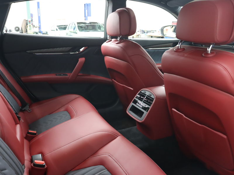 マセラティ クアトロポルテ ｸﾞﾗﾝﾙｯｿ ﾍﾞｰｽｸﾞﾚｰﾄﾞ　後期 ｺﾝﾋﾞ革 ﾍﾞﾝﾁﾚｰﾀｰ ﾋｰﾀｰ ｻﾝﾙｰﾌ ﾅﾋﾞTV ﾊﾞｯｸｶﾒﾗ harman/kardon ACC ﾄﾗｲﾃﾞﾝﾄｽﾃｯﾁ 自動Rｹﾞｰﾄ&ﾊﾝｽﾞﾌﾘｰA ｽｶｲﾌｯｸｻｽﾍﾟﾝｼｮﾝ ﾚｯﾄﾞｷｬﾘﾊﾟｰ 21ｲﾝﾁAW(ｱﾄﾗﾝﾃ) 　2年保証付