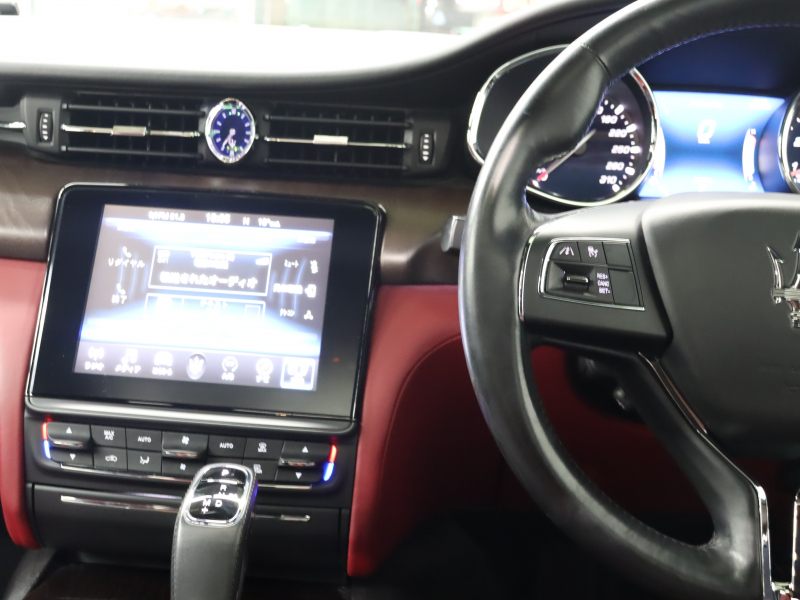 マセラティ クアトロポルテ ｸﾞﾗﾝﾙｯｿ ﾍﾞｰｽｸﾞﾚｰﾄﾞ　後期 ｺﾝﾋﾞ革 ﾍﾞﾝﾁﾚｰﾀｰ ﾋｰﾀｰ ｻﾝﾙｰﾌ ﾅﾋﾞTV ﾊﾞｯｸｶﾒﾗ harman/kardon ACC ﾄﾗｲﾃﾞﾝﾄｽﾃｯﾁ 自動Rｹﾞｰﾄ&ﾊﾝｽﾞﾌﾘｰA ｽｶｲﾌｯｸｻｽﾍﾟﾝｼｮﾝ ﾚｯﾄﾞｷｬﾘﾊﾟｰ 21ｲﾝﾁAW(ｱﾄﾗﾝﾃ) 　2年保証付