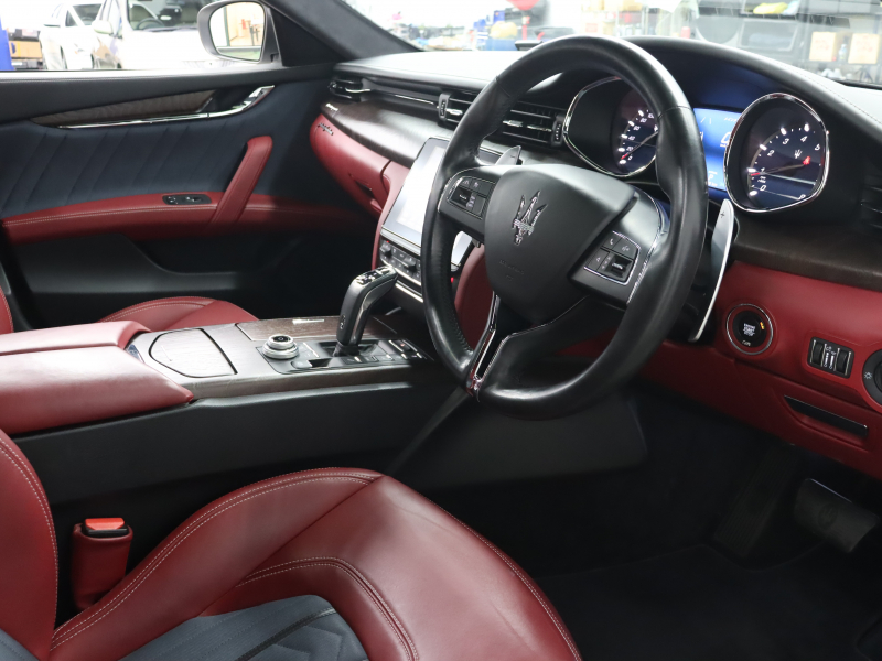 マセラティ クアトロポルテ ｸﾞﾗﾝﾙｯｿ ﾍﾞｰｽｸﾞﾚｰﾄﾞ　後期 ｺﾝﾋﾞ革 ﾍﾞﾝﾁﾚｰﾀｰ ﾋｰﾀｰ ｻﾝﾙｰﾌ ﾅﾋﾞTV ﾊﾞｯｸｶﾒﾗ harman/kardon ACC ﾄﾗｲﾃﾞﾝﾄｽﾃｯﾁ 自動Rｹﾞｰﾄ&ﾊﾝｽﾞﾌﾘｰA ｽｶｲﾌｯｸｻｽﾍﾟﾝｼｮﾝ ﾚｯﾄﾞｷｬﾘﾊﾟｰ 21ｲﾝﾁAW(ｱﾄﾗﾝﾃ) 　2年保証付