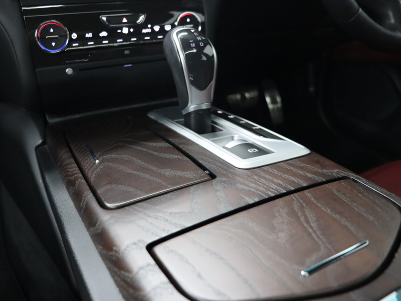 マセラティ ギブリ ﾍﾞｰｽｸﾞﾚｰﾄﾞ　赤革 ｻﾝﾙｰﾌ 純正SDﾅﾋﾞ ｸﾙｰｽﾞｺﾝﾄﾛｰﾙ Bｶﾒﾗ Bluetooth ｷｾﾉﾝﾍｯﾄﾞﾗｲﾄ ﾌﾞﾗｲﾝﾄﾞｽﾎﾟｯﾄ 自動Rｹﾞｰﾄ ｽﾎﾟｰﾂﾓｰﾄﾞ ﾚｯﾄﾞｷｬﾘﾊﾟｰ 純正20ｲﾝﾁAW(ｳﾗｰﾉ)　2年保証付