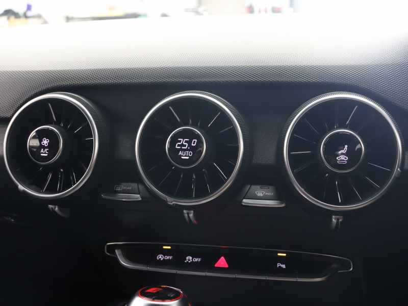 アウディ TT RS クーペ ｱｼｽﾀﾝｽPKGｱﾄﾞﾊﾞﾝｽﾄﾞ　黒革(Sｽﾎﾟｰﾂ) MMIﾅﾋﾞ Bｶﾒﾗ Bang&Olufsen ﾏﾄﾘｸｽLEDﾘｱ/ﾍｯﾄﾞﾗｲﾄ ｾﾗﾐｯｸﾃﾞｨｽｸﾌﾞﾚｰｷ(F) ﾏｸﾞﾈﾃｨｯｸﾗｲﾄﾞｻｽﾍﾟﾝｼｮﾝ 可変ﾊﾞﾙﾌﾞ 純正20ｲﾝﾁAW(ﾏｯﾄﾁﾀﾆｳﾑ)　2年保証付