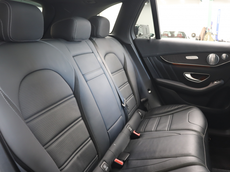 AMG GLC GLC63 4MATIC+ ﾚｻﾞｰEXC & ﾚｰﾀﾞｰSP　黒革 ﾊﾟﾉﾗﾏSR 純正ﾅﾋﾞTV ﾌﾞﾙﾒｽﾀｰS 360ｶﾒﾗ HUD LEDﾍｯﾄﾞﾗｲﾄ 自動Rｹﾞｰﾄ&ﾊﾝｽﾞﾌﾘｰA AMG強化ﾌﾞﾚｰｷ AMGｽﾎﾟｰﾂｴｸﾞｿﾞｰｽﾄ AMGｴｱﾛ&21ｲﾝﾁAW　2年保証付