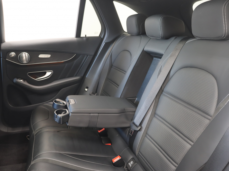 AMG GLC GLC63 4MATIC+ ﾚｻﾞｰEXC & ﾚｰﾀﾞｰSP　黒革 ﾊﾟﾉﾗﾏSR 純正ﾅﾋﾞTV ﾌﾞﾙﾒｽﾀｰS 360ｶﾒﾗ HUD LEDﾍｯﾄﾞﾗｲﾄ 自動Rｹﾞｰﾄ&ﾊﾝｽﾞﾌﾘｰA AMG強化ﾌﾞﾚｰｷ AMGｽﾎﾟｰﾂｴｸﾞｿﾞｰｽﾄ AMGｴｱﾛ&21ｲﾝﾁAW　2年保証付