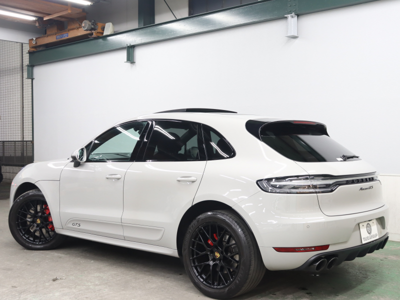 ポルシェ マカン GTS ｽﾎﾟｰﾂｸﾛﾉPKG　1ｵｰﾅｰ 後期 ｴﾝﾄﾘｰﾄﾞﾗｲﾌﾞ 赤革ﾊﾟﾉﾗﾏSR PCMﾅﾋﾞ BOSEｽﾋﾟｰｶｰ 360ｶﾒﾗ Carplay BSM ACC LEDﾍｯﾄﾞﾗｲﾄPDLS Plus 自動Rｹﾞｰﾄ ｽﾎﾟｰﾂｴｸﾞｿﾞｰﾂﾞﾄ ﾚｯﾄﾞｷｬﾘﾊﾟｰ PASM 20ｲﾝﾁRSｽﾊﾟｲﾊﾞｰAW(ｻﾃﾝﾌﾞﾗｯｸ)　2年保証付