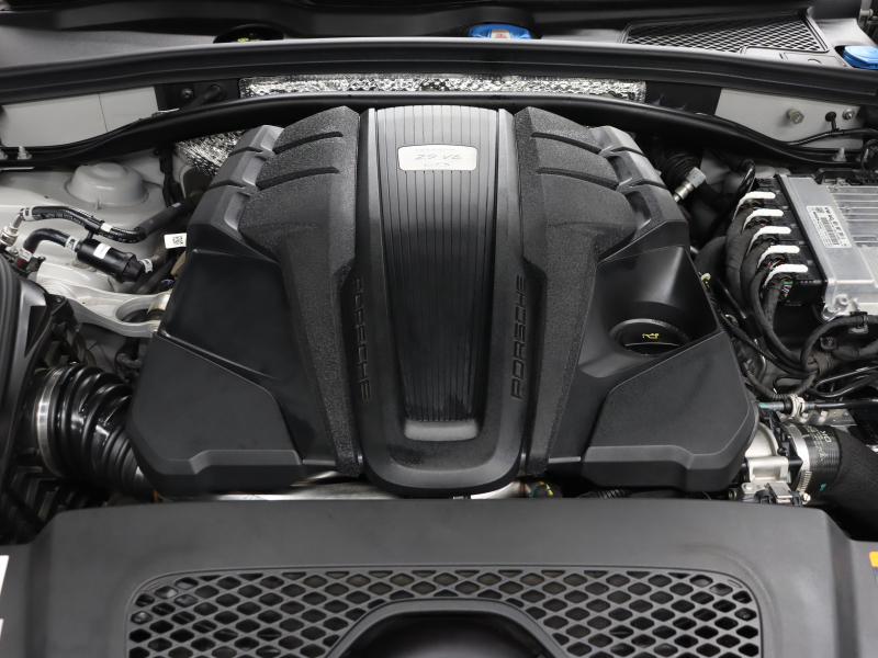 ポルシェ マカン GTS ｽﾎﾟｰﾂｸﾛﾉPKG　1ｵｰﾅｰ 後期 ｴﾝﾄﾘｰﾄﾞﾗｲﾌﾞ 赤革ﾊﾟﾉﾗﾏSR PCMﾅﾋﾞ BOSEｽﾋﾟｰｶｰ 360ｶﾒﾗ Carplay BSM ACC LEDﾍｯﾄﾞﾗｲﾄPDLS Plus 自動Rｹﾞｰﾄ ｽﾎﾟｰﾂｴｸﾞｿﾞｰﾂﾞﾄ ﾚｯﾄﾞｷｬﾘﾊﾟｰ PASM 20ｲﾝﾁRSｽﾊﾟｲﾊﾞｰAW(ｻﾃﾝﾌﾞﾗｯｸ)　2年保証付