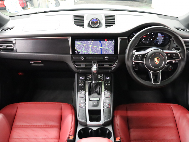 ポルシェ マカン GTS ｽﾎﾟｰﾂｸﾛﾉPKG　1ｵｰﾅｰ 後期 ｴﾝﾄﾘｰﾄﾞﾗｲﾌﾞ 赤革ﾊﾟﾉﾗﾏSR PCMﾅﾋﾞ BOSEｽﾋﾟｰｶｰ 360ｶﾒﾗ Carplay BSM ACC LEDﾍｯﾄﾞﾗｲﾄPDLS Plus 自動Rｹﾞｰﾄ ｽﾎﾟｰﾂｴｸﾞｿﾞｰﾂﾞﾄ ﾚｯﾄﾞｷｬﾘﾊﾟｰ PASM 20ｲﾝﾁRSｽﾊﾟｲﾊﾞｰAW(ｻﾃﾝﾌﾞﾗｯｸ)　2年保証付