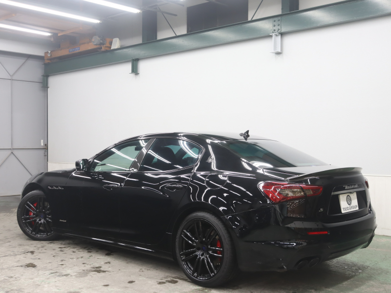 マセラティ ギブリ S ｸﾞﾗﾝｽﾎﾟｰﾂ ﾄﾞﾗｲﾊﾞｰｽﾞPKG　中期 黒革 ﾋｰﾀｰ 純正SDﾅﾋﾞ TV harman/kardon 360ｶﾒﾗ Carplay ACC LEDﾍｯﾄﾞﾗｲﾄ 自動Rｹﾞｰﾄ&ﾊﾝｽﾞﾌﾘｰA ｽｶｲﾌｯｸｻｽﾍﾟﾝｼｮﾝ 純正20ｲﾝﾁAW(ｳﾗｰﾉ)　2年保証付