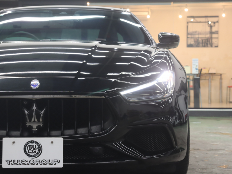 マセラティ ギブリ S ｸﾞﾗﾝｽﾎﾟｰﾂ ﾄﾞﾗｲﾊﾞｰｽﾞPKG　中期 黒革 ﾋｰﾀｰ 純正SDﾅﾋﾞ TV harman/kardon 360ｶﾒﾗ Carplay ACC LEDﾍｯﾄﾞﾗｲﾄ 自動Rｹﾞｰﾄ&ﾊﾝｽﾞﾌﾘｰA ｽｶｲﾌｯｸｻｽﾍﾟﾝｼｮﾝ 純正20ｲﾝﾁAW(ｳﾗｰﾉ)　2年保証付