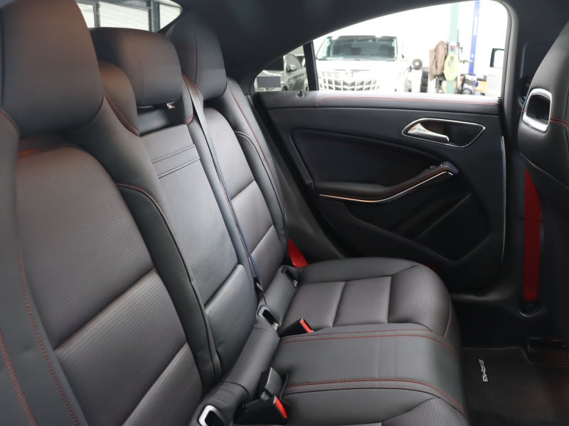 AMG CLAクラス CLA45 4MATIC ﾚｰﾀﾞｰSP　黒革 ｼｰﾄﾋｰﾀｰ 純正HDDﾅﾋﾞTV Bluetooth Bｶﾒﾗ LEDﾗｲﾄ AMGｻｽﾍﾟﾝｼｮﾝ AMG強化ﾌﾞﾚｰｷ AMGﾊﾟﾌｫｰﾏﾝｽｴｸﾞｿﾞｰｽﾄ AMGｴｱﾛ&AMG18ｲﾝﾁAW　2年保証付