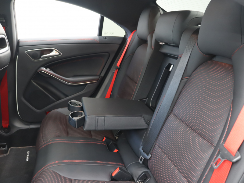 AMG CLAクラス CLA45 4MATIC ﾚｰﾀﾞｰSP　黒革 ｼｰﾄﾋｰﾀｰ 純正HDDﾅﾋﾞTV Bluetooth Bｶﾒﾗ LEDﾗｲﾄ AMGｻｽﾍﾟﾝｼｮﾝ AMG強化ﾌﾞﾚｰｷ AMGﾊﾟﾌｫｰﾏﾝｽｴｸﾞｿﾞｰｽﾄ AMGｴｱﾛ&AMG18ｲﾝﾁAW　2年保証付