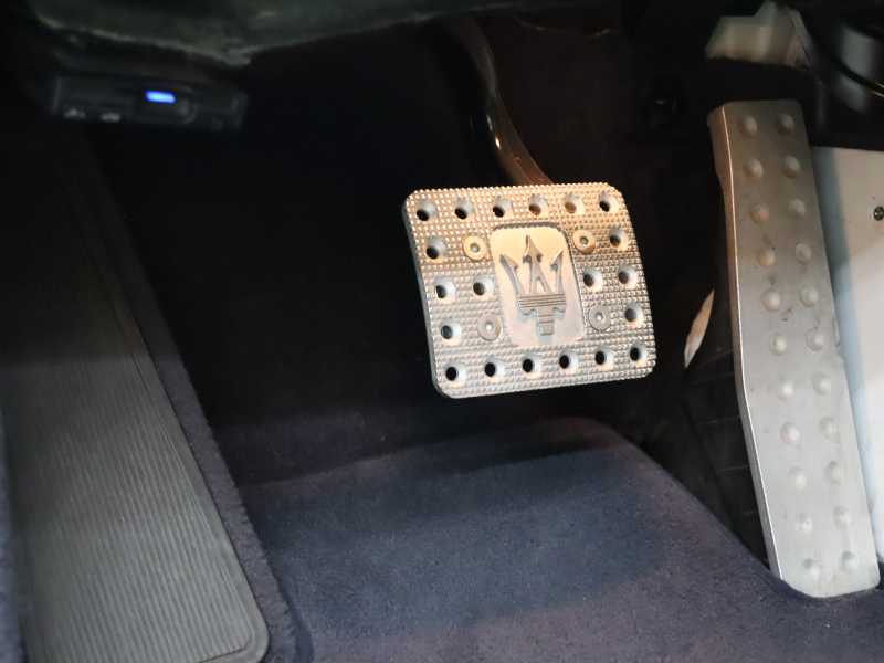 マセラティ グランツーリズモ ｽﾎﾟｰﾂ MCｵｰﾄｼﾌﾄ ｱﾙｶﾝﾀﾗPKG　ｺﾝﾋﾞ革(ﾄﾛﾌｨﾌﾞﾙｰ/ﾃｨｸﾞﾌﾞﾙｰ) ﾋｰﾀｰ ｱﾙｶﾝﾀﾗﾍｯﾄﾞﾗｲﾅｰ 純正SDﾅﾋﾞ ｸﾙｺﾝ ｶｰﾎﾞﾝｲﾝﾃﾘｱ&ﾌﾛﾝﾄｽﾎﾟｰﾗｰ ﾄﾗｲﾃﾞﾝﾄｽﾃｯﾁ ﾀﾞｳﾝｻｽ ﾌﾞﾙｰｷｬﾘﾊﾟｰ WORK製21ｲﾝﾁAW　2年保証付