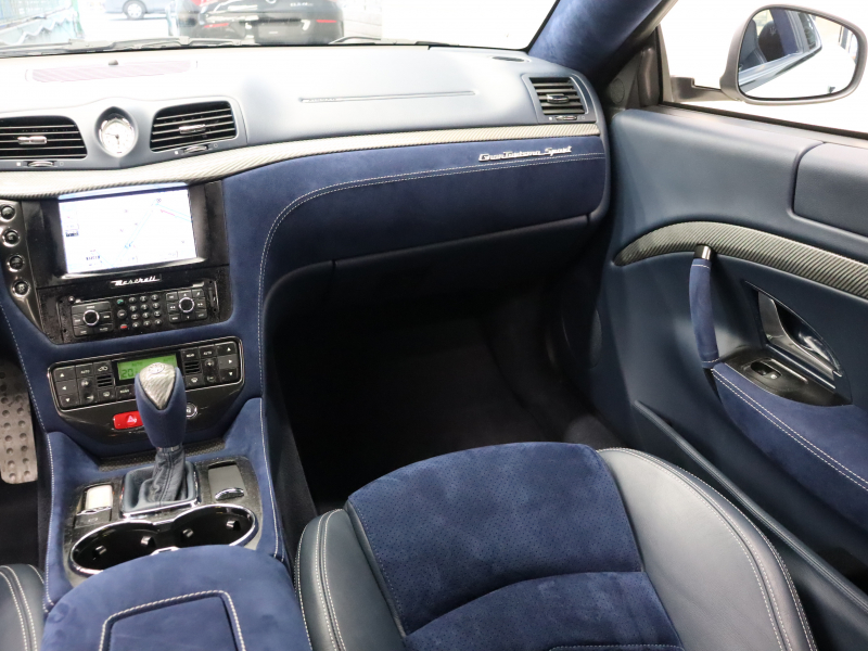 マセラティ グランツーリズモ ｽﾎﾟｰﾂ MCｵｰﾄｼﾌﾄ ｱﾙｶﾝﾀﾗPKG　ｺﾝﾋﾞ革(ﾄﾛﾌｨﾌﾞﾙｰ/ﾃｨｸﾞﾌﾞﾙｰ) ﾋｰﾀｰ ｱﾙｶﾝﾀﾗﾍｯﾄﾞﾗｲﾅｰ 純正SDﾅﾋﾞ ｸﾙｺﾝ ｶｰﾎﾞﾝｲﾝﾃﾘｱ&ﾌﾛﾝﾄｽﾎﾟｰﾗｰ ﾄﾗｲﾃﾞﾝﾄｽﾃｯﾁ ﾀﾞｳﾝｻｽ ﾌﾞﾙｰｷｬﾘﾊﾟｰ WORK製21ｲﾝﾁAW　2年保証付