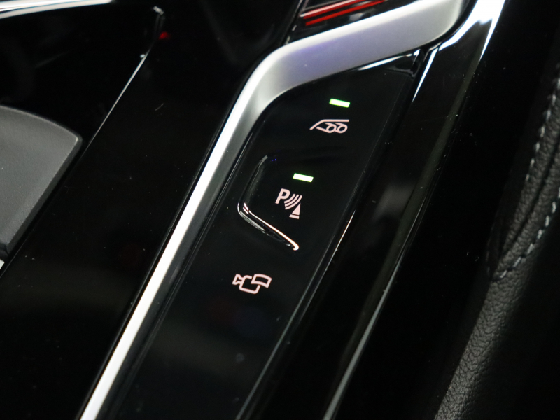 BMW Mシリーズ M5　ｲﾝﾃﾘｼﾞｪﾝﾄｾｰﾌﾃｨ 黒革 ﾍﾞﾝﾁﾚｰﾀｰ ｶｰﾎﾞﾝﾙｰﾌ Idriveﾅﾋﾞ TV 360ｶﾒﾗ harman/kardon ﾜｲﾔﾚｽﾁｬｰｼﾞﾝｸﾞ HUD Mｽﾎﾟｰﾂｽﾃｱﾘﾝｸﾞ Mｴｷｿﾞｰｽﾄｼｽﾃﾑ Mﾏﾙﾁﾌｧﾝｸｼｮﾝｼｰﾄ Mｴｱﾛ&20ｲﾝﾁﾀﾞﾌﾞﾙｽﾎﾟｰｸAW(ｽﾀｲﾘﾝｸﾞ706M)　2年保証