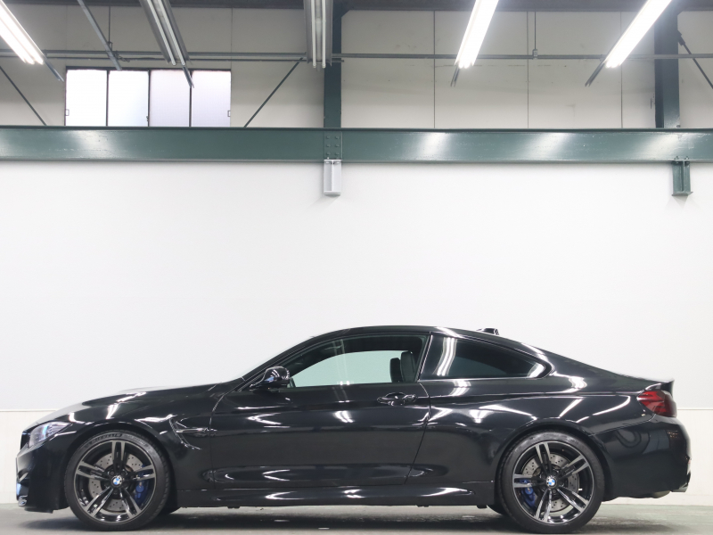 BMW Mシリーズ M4 ｸｰﾍﾟ MDCT　ｺﾝﾌｫｰﾄA ｲﾝﾃﾘｼﾞｪﾝﾄS クr革 ﾅﾋﾞTV Bluetooth Bｶﾒﾗ ﾍｯﾄﾞｱｯﾌﾟD LEDﾍｯﾄﾞﾗｲﾄ ｶｰﾎﾞﾝﾙｰﾌ ｶｰﾎﾞﾝｲﾝﾃﾘｱ Mｽﾎﾟｰﾂｽﾃｱﾘﾝｸﾞ Mﾌﾞﾙｰｷｬﾘﾊﾟｰ Mｴｱﾛ&19AW(ｽﾀｲﾘﾝｸﾞ437M)　2年保証付
