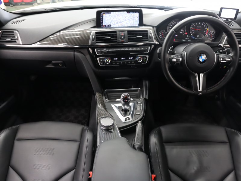 BMW Mシリーズ M3 ｾﾀﾞﾝ MDCT　1ｵｰﾅｰ 後期LCI ｺﾝﾌｫｰﾄA ｲﾝﾃﾘｼﾞｪﾝﾄS 黒革 ﾅﾋﾞTV harman/kardon Bｶﾒﾗ ﾍｯﾄﾞｱｯﾌﾟD LEDﾍｯﾄﾞﾗｲﾄ ｶｰﾎﾞﾝｲﾝﾃﾘｱ Mｻｽﾍﾟﾝｼｮﾝ Mﾌﾞﾙｰｷｬﾘﾊﾟｰ Mｽﾎﾟｰﾂﾚｻﾞｰｽﾃｱﾘﾝｸﾞ Mｴｱﾛ&19AW(ｽﾀｲﾘﾝｸﾞ437M)　2年保証付