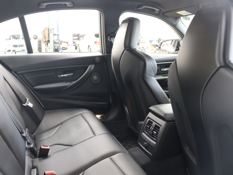 BMW Mシリーズ M3 ｾﾀﾞﾝ MDCT　1ｵｰﾅｰ 後期LCI ｺﾝﾌｫｰﾄA ｲﾝﾃﾘｼﾞｪﾝﾄS 黒革 ﾅﾋﾞTV harman/kardon Bｶﾒﾗ ﾍｯﾄﾞｱｯﾌﾟD LEDﾍｯﾄﾞﾗｲﾄ ｶｰﾎﾞﾝｲﾝﾃﾘｱ Mｻｽﾍﾟﾝｼｮﾝ Mﾌﾞﾙｰｷｬﾘﾊﾟｰ Mｽﾎﾟｰﾂﾚｻﾞｰｽﾃｱﾘﾝｸﾞ Mｴｱﾛ&19AW(ｽﾀｲﾘﾝｸﾞ437M)　2年保証付