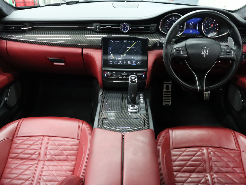 マセラティ クアトロポルテ S ｸﾞﾗﾝｽﾎﾟｰﾂ　後期 赤革 ﾍﾞﾝﾁﾚｰﾀｰ ﾋｰﾀｰ ｻﾝﾙｰﾌ ﾅﾋﾞTV 360ｶﾒﾗ Bowers&Wilkineｻｳﾝﾄﾞ ACC ﾄﾗｲﾃﾞﾝﾄｽﾃｯﾁ 自動Rｹﾞｰﾄ&ﾊﾝｽﾞﾌﾘｰA ｽｶｲﾌｯｸｻｽﾍﾟﾝｼｮﾝ ｶｰﾎﾞﾝｲﾝﾃﾘｱﾄﾘﾑ ﾚｯﾄﾞｷｬﾘﾊﾟｰ 純正21ｲﾝﾁAW(ｱﾄﾗﾝﾃ) 　2年保証付