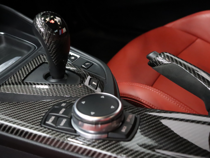 BMW Mシリーズ M3 MDCT　Mｻｽﾍﾟﾝｼｮﾝ ｺﾝﾌｫｰﾄA ｲﾝﾃﾘｼﾞｪﾝﾄS 赤革 ﾅﾋﾞTV Bluetooth Bｶﾒﾗ HUD LEDﾍｯﾄﾞﾗｲﾄ ｶｰﾎﾞﾝﾙｰﾌ ｶｰﾎﾞﾝｲﾝﾃﾘｱ Mｽﾎﾟｰﾂｽﾃｱﾘﾝｸﾞ Mｽﾎﾟｰﾂｴｷｿﾞｰｽﾄｼｽﾃﾑ Mﾌﾞﾙｰｷｬﾘﾊﾟｰ Mｴｱﾛ&19AW(ｽﾀｲﾘﾝｸﾞ437M)　2年保証付