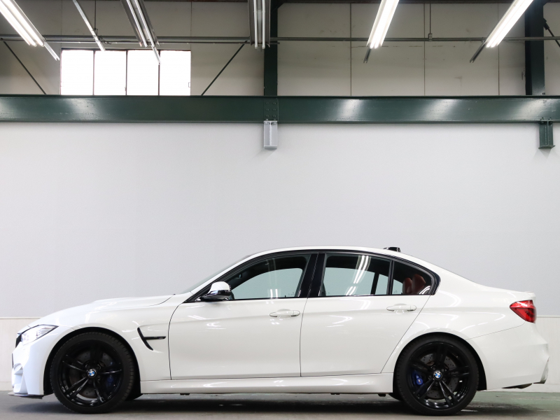 BMW Mシリーズ M3 MDCT　Mｻｽﾍﾟﾝｼｮﾝ ｺﾝﾌｫｰﾄA ｲﾝﾃﾘｼﾞｪﾝﾄS 赤革 ﾅﾋﾞTV Bluetooth Bｶﾒﾗ HUD LEDﾍｯﾄﾞﾗｲﾄ ｶｰﾎﾞﾝﾙｰﾌ ｶｰﾎﾞﾝｲﾝﾃﾘｱ Mｽﾎﾟｰﾂｽﾃｱﾘﾝｸﾞ Mｽﾎﾟｰﾂｴｷｿﾞｰｽﾄｼｽﾃﾑ Mﾌﾞﾙｰｷｬﾘﾊﾟｰ Mｴｱﾛ&19AW(ｽﾀｲﾘﾝｸﾞ437M)　2年保証付