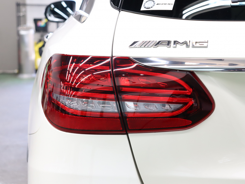 AMG Cクラス C43 ｽﾃｰｼｮﾝﾜｺﾞﾝ 4MATIC ｴｸｽｸﾙｰｼﾌﾞ&ﾚｰﾀﾞｰSP　黒革 純正ﾅﾋﾞTV ﾌﾞﾙﾒｽﾀｰS ﾍｯﾄﾞｱｯﾌﾟD Bｶﾒﾗ 自動Rｹﾞｰﾄ&ﾌｯﾄﾄﾗﾝｸｵｰﾌﾟﾅｰ LEDﾍｯﾄﾞﾗｲﾄ AMGｻｽﾍﾟﾝｼｮﾝ AMGｴｸﾞｿﾞｰｽﾄ AMGｷｬﾘﾊﾟｰ AMGｴｱﾛ&19ｲﾝﾁAW　2年保証付