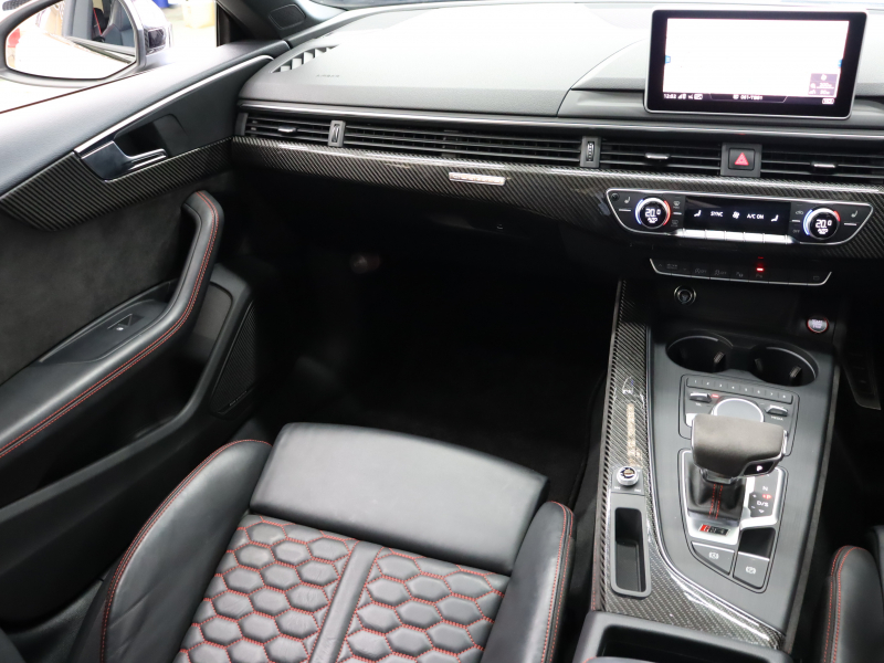 アウディ RS5 ｽﾎﾟｰﾂﾊﾞｯｸ ﾍﾞｰｽｸﾞﾚｰﾄﾞ ｶｰﾎﾞﾝｽﾀｲﾘﾝｸﾞ&RSﾃﾞｻﾞｲﾝﾊﾟｯｹｰｼﾞﾚｯﾄﾞPKG　1ｵｰﾅｰ 黒革 ﾋｰﾀｰ ﾊﾟﾉﾗﾏSR MMIﾅﾋﾞ TV Bang&Olufsen 360ｶﾒﾗ ｶｰﾎﾞﾝｲﾝﾃﾘｱ RSｽﾎﾟｰﾂEX ﾚｯﾄﾞｷｬﾘﾊﾟｰ RAYS21ｲﾝﾁAW　2年保証付
