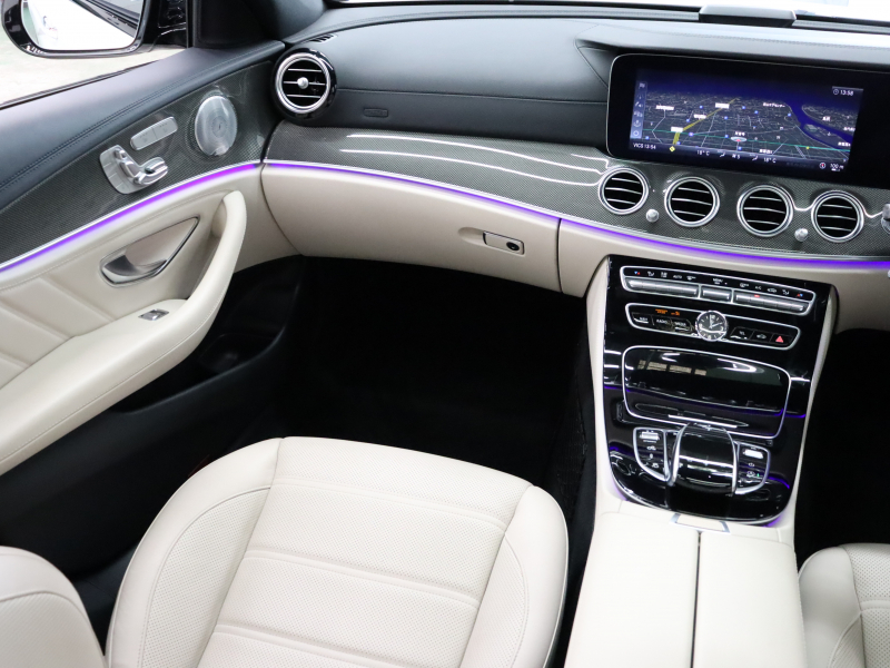 AMG Eクラス E43 4MATIC ｴｸｽｸﾙｰｼﾌﾞ&ﾚｰﾀﾞｰSP　ﾍﾞｰｼﾞｭ革 ﾍﾞﾝﾁﾚｰﾀｰ ﾋｰﾀｰ ﾘﾗｸｾﾞｰｼｮﾝ機能 ﾀﾞｲﾅﾐｯｸｼｰﾄ ﾊﾟﾉﾗﾏSR 純正ﾅﾋﾞTV ﾌﾞﾙﾒｽﾀｰS 360ｶﾒﾗ HUD Carplay AMGｽﾎﾟｰﾂｻｽﾍﾟﾝｼｮﾝ AMGｴｸﾞｿﾞｰｽﾄ AMGｴｱﾛ&20ｲﾝﾁAW 2年保証付