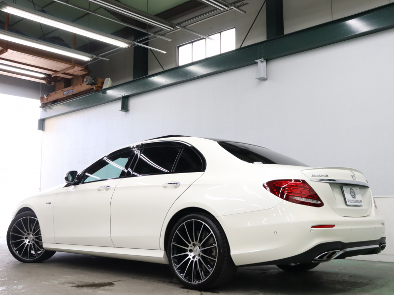AMG Eクラス E43 4MATIC ｴｸｽｸﾙｰｼﾌﾞ&ﾚｰﾀﾞｰSP　ﾍﾞｰｼﾞｭ革 ﾍﾞﾝﾁﾚｰﾀｰ ﾋｰﾀｰ ﾘﾗｸｾﾞｰｼｮﾝ機能 ﾀﾞｲﾅﾐｯｸｼｰﾄ ﾊﾟﾉﾗﾏSR 純正ﾅﾋﾞTV ﾌﾞﾙﾒｽﾀｰS 360ｶﾒﾗ HUD Carplay AMGｽﾎﾟｰﾂｻｽﾍﾟﾝｼｮﾝ AMGｴｸﾞｿﾞｰｽﾄ AMGｴｱﾛ&20ｲﾝﾁAW 2年保証付